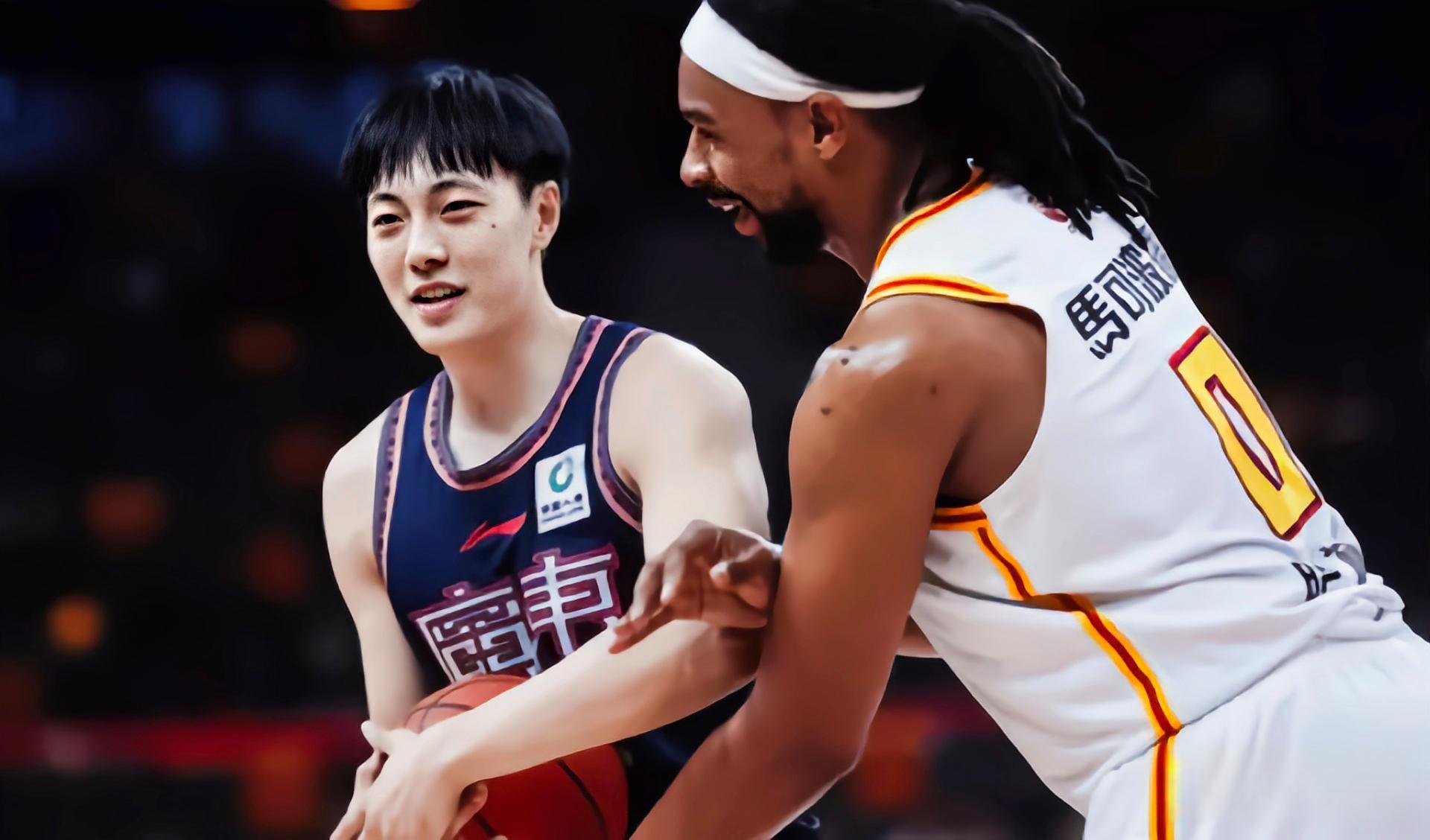 包含东南亚杯篮球赛现出人才，新星崭露头角的词条